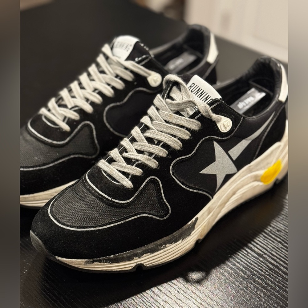 Men's Golden Goose Running Sole Sneakers 
Size 41IT / 8.5US. Great condition.